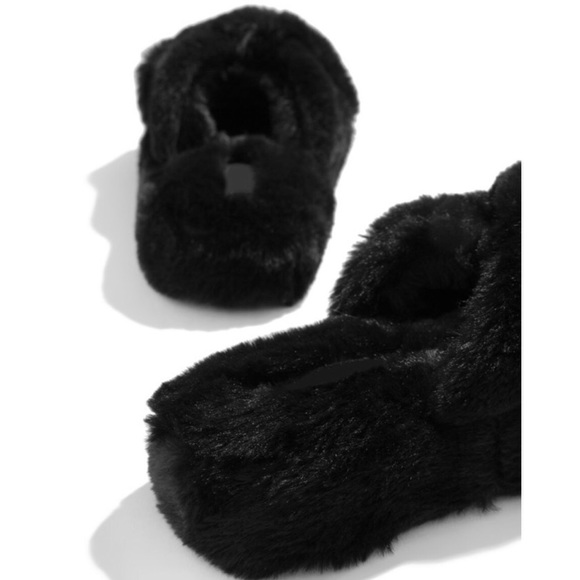 Black X Crossed Faux Fur Slippers Slides - Picture 3 of 6